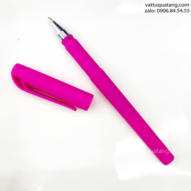 Phôi bút bi nhựa full nhựa nắp đậy màu hồng