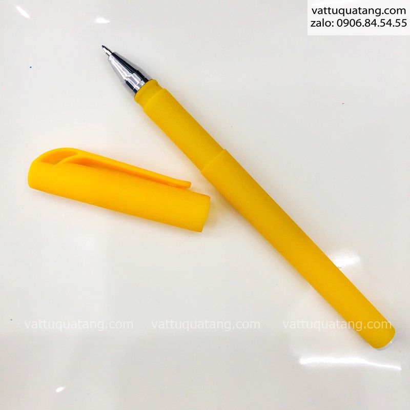 Phôi bút bi nhựa full nhựa nắp đậy màu vàng
